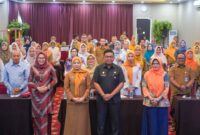 Pj Sekda Padang Yosefriawan saat membuka Pertemuan dan Evaluasi Percepatan Penanggulangan TBC di Kota Padang, di Hotel Rangkayo Basa, Selasa (9/7/2024).