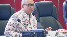 Pj Wali Kota Padang Andree Algamar mengingatkan ASN jangan terlibat judi online. (Foto: Prokopim Padang)