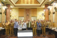 Pemko Padang gelar Rakor Ketahanan Pangan di Ruang Abu Bakar Jaar. (Foto: Prokopim Padang)