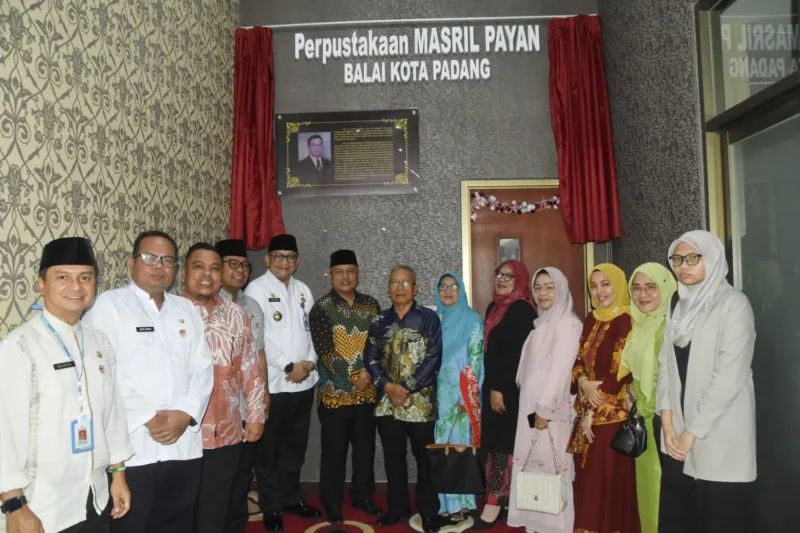 Peresmian Perpustakaan Masril Payan di lantai I Balai Kota Padang, Jumat (9/8/2024) pagi. (Foto: Prokopim Padang)
