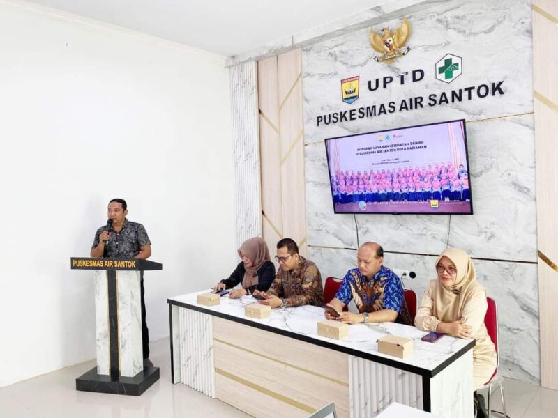 Dinas Kesehatan Payakumbuh melakukan studi tiru ke Puskesmas Air Santok Pariaman. (Foto: Pemko Pariaman)