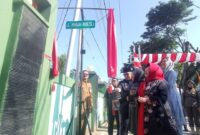 Pj Wali Kota Padang Andree Algamar meresmikan Jalan Marah Roesli di Kelurahan Belakang Tangsi, Kecamatan Padang Barat, tepatnya di samping Detasemen Polisi Militer (Denpom) I/4 Padang. (Foto: Diskominfo Padang)