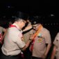 Bupati Tanah Datar Eka Putra menerima Lencana Melati dari Kwartir Nasional Gerakan Pramuka. (Foto: Prokopim Tanah Datar)