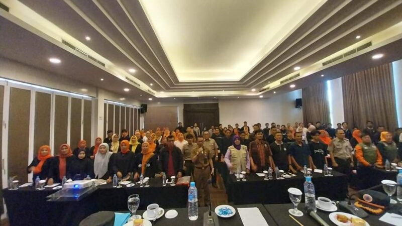 BPBD Padang menggelar pelatihan bagi Kelompok Siaga Bencana (KSB) dan relawan dari Kecamatan Bungus Teluk Kabung. (Foto: Diskominfo Padang)