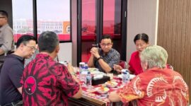 Mantan Gubernur DKI Jakarta Anies Baswedan dalam pertemuan di Kantor DPD PDIP Jakarta, Sabtu (24/8/2024). (Foto: ANTARA/HO-DPD PDIP Jakarta/aa)