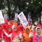 Deklarasi pasangan Wali Kota dan Wakil Wali Kota Padang M. Iqbal dan Amasrul dipadati ribuan warga, Minggu (25/8/2024). (Foto: DPD PKS Padang)