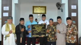 Peresmian Surau Kayu Udang menjadi Masjid Abrar, Jumat (9/8/2024). (Foto: Prokopim Padang)