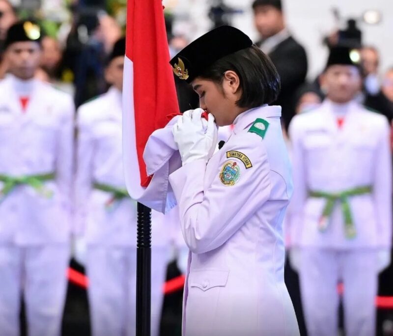 Calon anggota Paskibraka 2024 saat dikukuhkan menjadi Paskibraka oleh Presiden Jokowi. (Foto: BPIP RI)