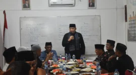 Pj Wali Kota Padang Andree Algamar saat  silaturahmi bersama pengurus KAN Lubuk Kilangan. (Foto: Prokopim Padang)