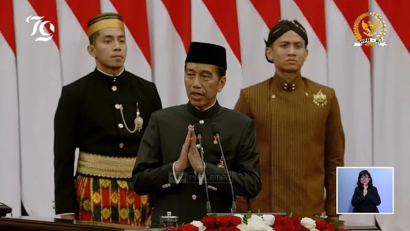 Presiden Joko Widodo (Jokowi) dalam Pidatonya pada Sidang Tahunan MPR RI dan Sidang Bersama DPR dan DPD RI Tahun 2024, di Gedung Nusantara I Kompleks Perkantoran MPR/DPR/DPD RI, Jakarta, Jumat (16/8/2024). (Foto: YouTube MPR RI)