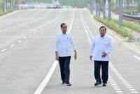 Presiden Jokowi didampingi Menhan Prabowo Subianto meninjau progres pembangunan IKN, Senin (12/08/2024). (Foto: BPMI Setpres/Muchlis Jr)