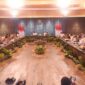 Presiden Jokowi dan Wakil Presiden Ma’ruf Amin memimpin Sidang Kabinet Paripurna di Istana Garuda, Ibu Kota Nusantara, Kalimantan Timur, Senin (12/8/2024). (Foto: Humas Setkab/Rahmat)