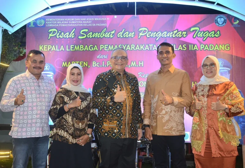 Pj Wali Kota Padang, Andree Algamar menghadiri acara pisah sambut Kalapas Kelas IIA Padang di Kantor Lapas Kelas IIA Padang, Senin (2/9/2024). (Foto: Prokopim Padang)