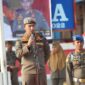Kepala Satpol PP Padang, Chandra Eka Putra memimpin apel pagi, Senin (2/9/2024). (Foto: Humas Satpol PP Padang)