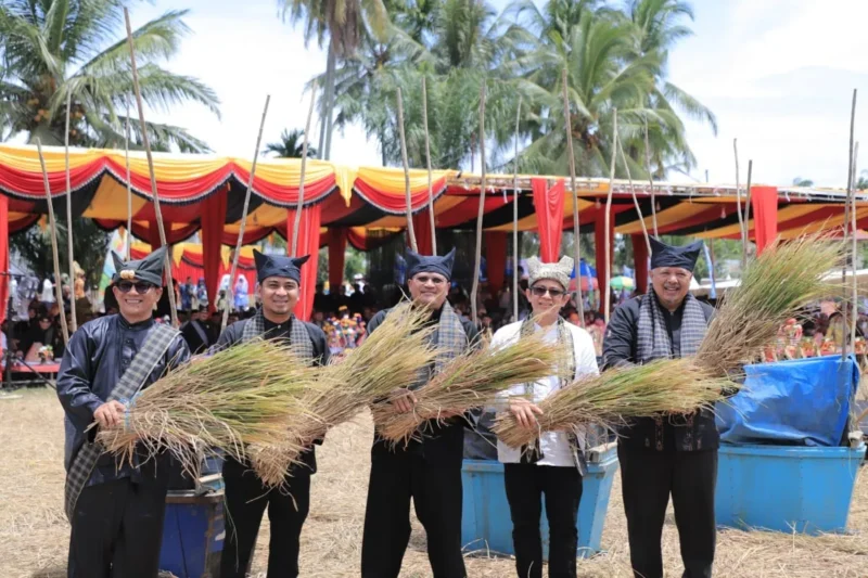 Karisma Event Nusantara (KEN) Rang Solok Baralek Gadang 2024 resmi dibuka. (Foto: Pemko Solok)