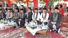 Gubernur Sumbar Mahyeldi Ansharullah menutup gelaran event Rang Solok Baralek Gadang (RSBG). (Foto: Pemprov Sumbar)
