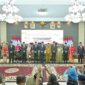 Gubernur Sumbar Mahyeldi bersama para Pjs kepala daerah kabupaten/kota usai pengukuhan. (Foto: Pemprov Sumbar)