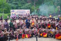 Penjabat (Pj) Wali Kota Padang Andree Algamar membuka Jambore Ranting Gerakan Pramuka Kwartir Ranting (Kwarran) 11 Koto Tangah di Bumi Perkemahan Tiger Camp, Jumat (6/9/2024). (Foto: Prokopim Padang)