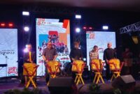 Pemukulan gendang oleh Plt Gubernur Sumbar Audy Joinaldy bersama Pj Wako Padang lainnya tanda dibukanya Sumbar Alek 2024. (Foto: Diskominfo Padang)