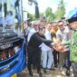 Penjabat (Pj) Wali Kota Padang, Andree Algamar meresmikan pengoperasian Trans Padang Koridor 2 rute Pusat Kota-Bungtekab. (Foto: Prokopim Padang)