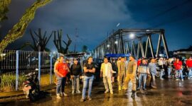 Tim gabungan saat patroli pencegahan aksi tawuran di wilayah Kecamatan Lubuk Begalung pada Jumat (21/9/2024). (Foto: Ist)