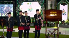 Presiden Joko Widodo (Jokowi) membuka MTQ Nasional XXX Tahun 2024 di Stadion Gelora Kadrie Oening, Kota Samarinda, Minggu (8/9/2024). (Foto: BPMI Setpres/Muchlis Jr)
