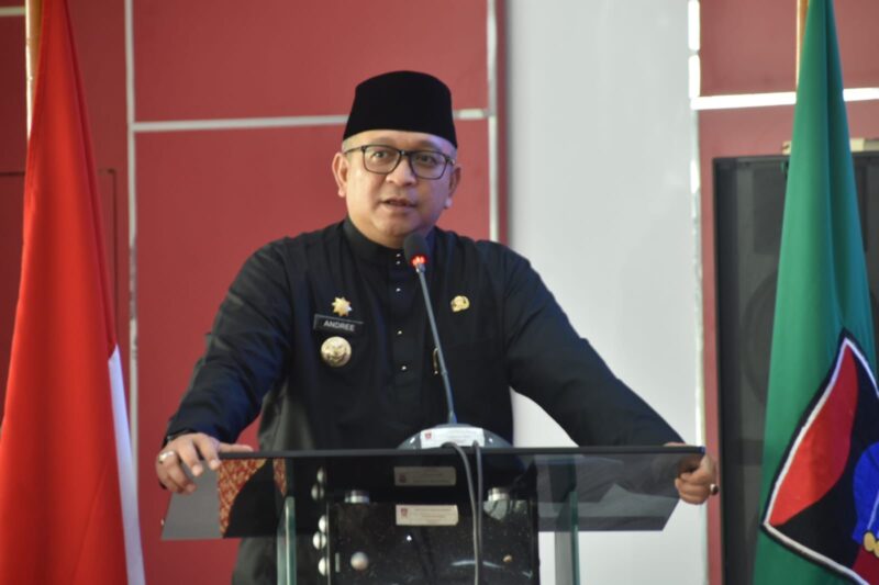 Pj Wali Kota Padang Andree Algamar. (Foto: Prokopim Padang)