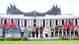 Presiden Joko Widodo (Jokowi) didampingi Ibu Iriana Joko Widodo meresmikan Istana Negara Ibu Kota Nusantara (IKN), Jumat (11/10/2024). (Foto: BPMI Setpres/ Muchlis Jr)
