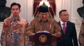 Presiden Prabowo Subianto mengumumkan nama-nama wakil menteri Kabinet Merah Putih di Istana Kepresidenan Jakarta, Minggu (20/10/2024). (Tangkapan layar YouTube Sekretariat Presiden)