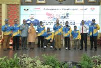 Plt Gubernur Sumbar, Audy Joinaldy melepas Kontingen National Paralympic Committee (NPC) Sumbar yang akan berlaga pada Peparnas XVII Solo-Jawa Tengah 2024. (Foto: ADPSB)