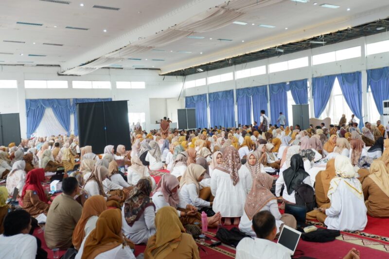 Pemkab Pasbar menggelar Bimtek bagi calon pelamar PPPK tahun 2024 di Balerong Pusako Anak Nagari. (Foto: Diskominfo Pasbar)