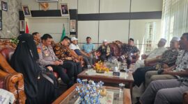 Kantor Kemenag Pasbar menggelar pertemuan klarifikasi pada Jumat (18/10/2024). (Foto: Diskominfo Pasbar)