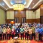 Pj Wali Kota Padang Panjang Sonny Budaya Putra membuka Bimtek Pengelolaan Keuangan Daerah Berbasis SIPD RI, di Hotel Emersia Batusangkar. (Foto: Kominfo Padang Panjang)