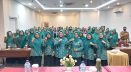 TP PKK Kota Padang menggelar bimtek bagi terbaik I dalam Lomba Gerakan PKK dan Kelompok Dasawisma Tahun 2024. (Foto: Diskominfo Padang)