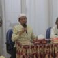 Plt Bupati Pasbar Risnawanto membuka khatam Qur'an Safari Tadarus yang digelar Nagari Lingkuang Aua Baru. (Diskominfo Pasbar)