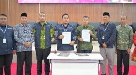 Plt Gubernur Sumbar Audy Joinaldy saat kegiatan kuliah umum tentang di Kampus III UIN Imam Bonjol Padang. (Foto: apdsb)