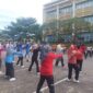 Kegiatan senam rutin di Lapangan Kantor Balai Kota Padang, Rabu (23/10/2024) pagi. (Foto: Prokopim Padang)