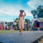 Lomba Fashion Show Baju Saisuak di Desa Wisata Kubu Gadang, Sabtu (26/10/2024). (Foto: Kominfo Padang Panjang)