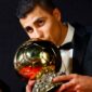 Pemain Manchester City dan Timnas Spanyol Rodri terpilih sebagai pemenang Ballon d'Or 2024. (Foto: IG @ballondorofficial)
