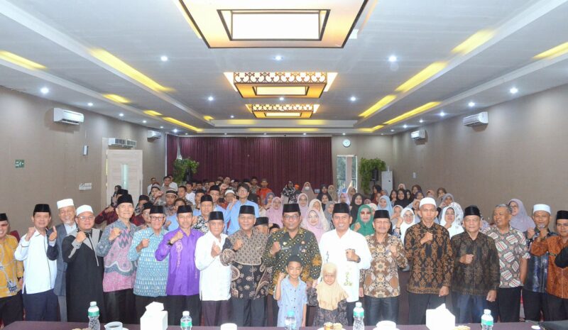 Pj Sekdako Padang Yosefriawan membuka seleksi kafilah MTQ Kota Padang di Hotel Rangkayo Basa Padang. (Foto: Prokopim Padang)