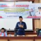 Camat Lubeg Andi Amir membuka sosialisasi Manjujai di Aula Lantai lll Kantor Camat, Jumat (1/11/2024). (Foto: Ist) 