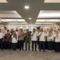 Pj Sekdako Padang Yosefriawan membuka acara pertemuan dan pembentukan Pokja KB tingkat Kota Padang, Rabu (6/11/2024). (Foto: Diskominfo Padang)
