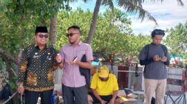 Pj Sekdako Padang Yosefriawan meninjau skatepark di Muaro Lasak, Jumat (8/11/2024). (Foto: FB Diskominfo Padang)