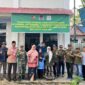 Kepala Perwakilan BKKBN Provinsi Sumbar Fatmawati saat berkunjung ke lokasi sumur bor di Kelurahan Pagambiran Ampalu Nan XX, Kecamatan Lubeg. (Foto: Ist)