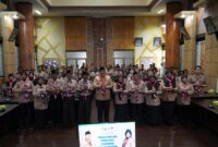 Pj Wali Kota Padang Andree Algamar membuka sosialisasi pengawasan obat dan makanan bagi anggota Kwarcab 09 Gerakan Pramuka Kota Padang. (Foto: Diskominfo Padang)