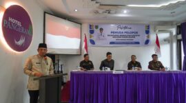 Penjabat (Pj) Wali Kota Padang Panjang, Sonny Budaya Putra membuka Pelatihan Pemuda Pelopor di Hotel Pangeran, Kamis (21/11/2024). (Foto: Kominfo Padang Panjang)
