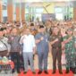 Pembukaan Sosialisasi Gerakan Indonesia Bersatu Bhinneka Tunggal Ika Mendukung Pilkada Serentak 2024 di Kota Padang, di Gedung Bagindo Aziz Chan Youth Center, Senin (11/11/2024). (Foto: Prokopim Padang)