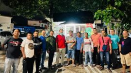 Tim gabungan menggelar patroli antisipasi tawuran di wilayah Kecamat Lubuk Begalung, Minggu dinihari (4/11/2024). (Foto: Ist)
