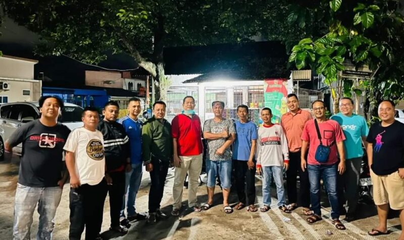 Tim gabungan menggelar patroli antisipasi tawuran di wilayah Kecamat Lubuk Begalung, Minggu dinihari (4/11/2024). (Foto: Ist)
