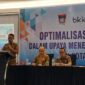 Kepala DP3AP2KB Padang, Eri Sendjaya saat Rakor Optimalisasi Peran Tim TPPS Dalam Menekan Angka Stunting, Selasa (5/11/2024). (Foto: Diskominfo Padang)